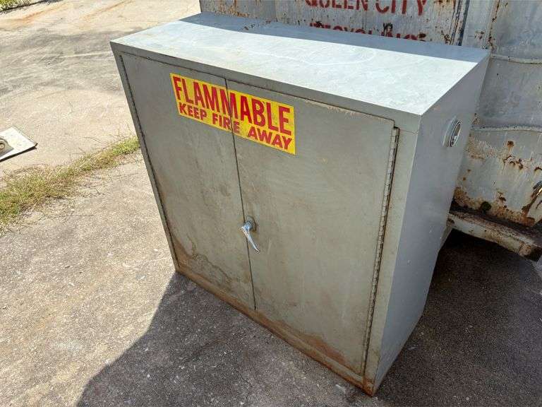 3' x 3' Shop Cabinet