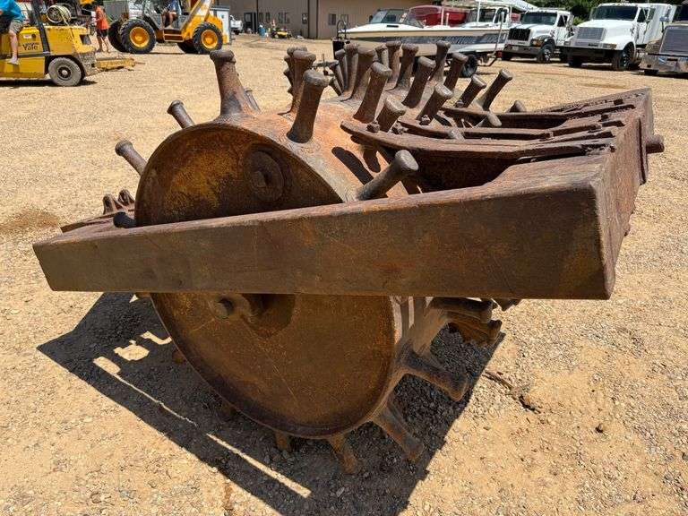 Single Drum Sheeps Foot Attachment