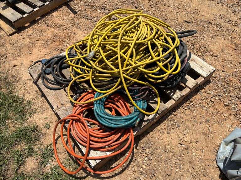 Pallet of Various Hoses/Cords