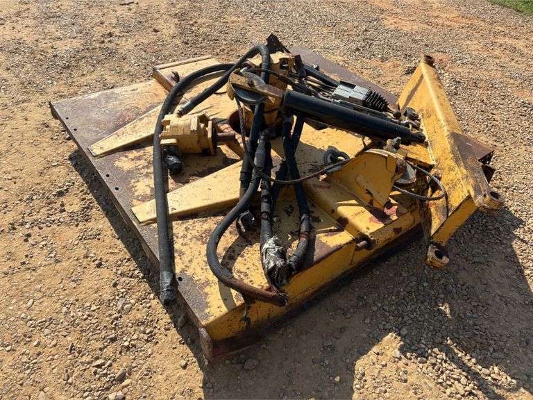 DiamondHead Hydraulic Rotary Cutter Attachment