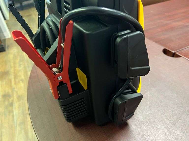 Everstart Maxx Portable Power Station/Jump Starter