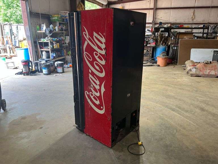 Coin Operated Beverage Dispenser