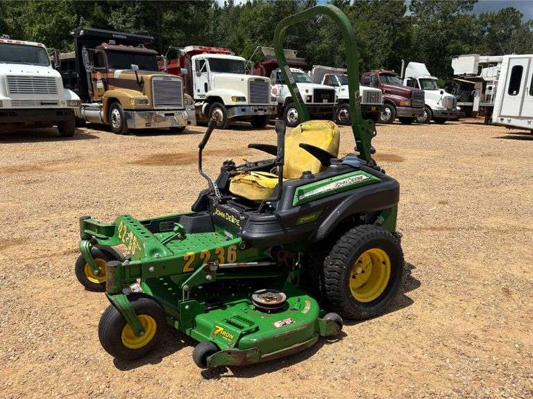 John Deere Z960R Zero Turn Mower