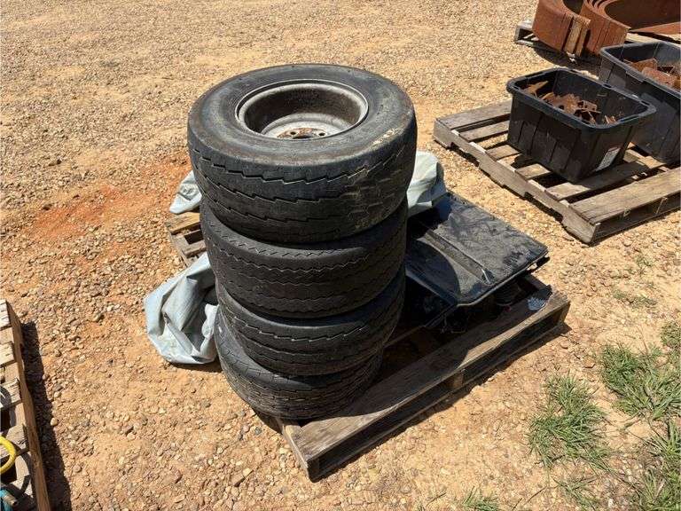Pallet of Miscellaneous Accessories