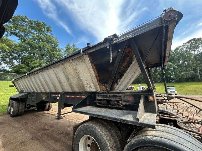 2006 Etnyre T/A Asphalt Belt Trailer