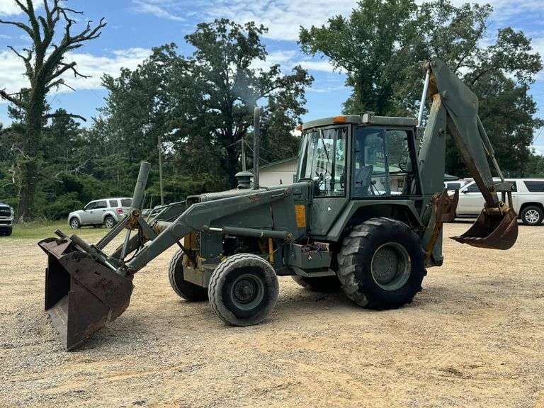 1990 John Deere 610C Backhoe