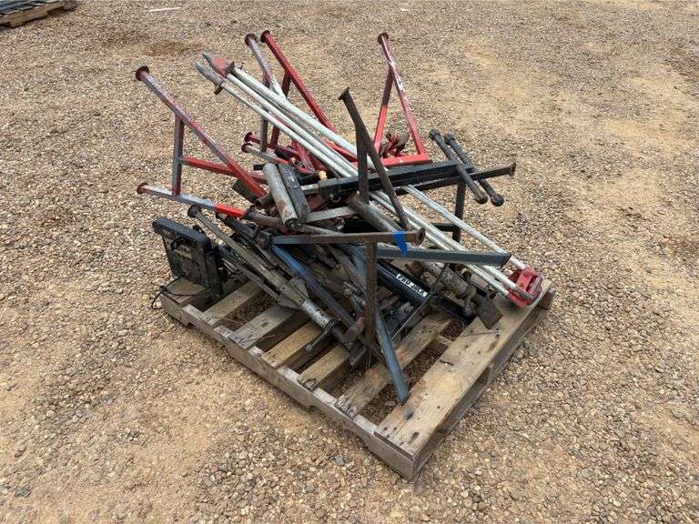 Pipe Stands & Misc. Shop Equipment