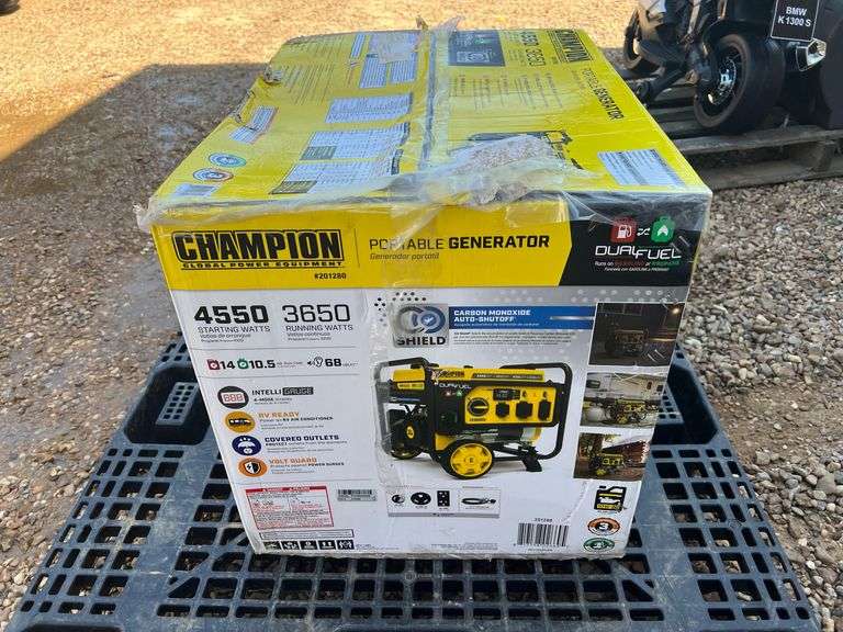 Champion Gasoline/Propane Portable Generator