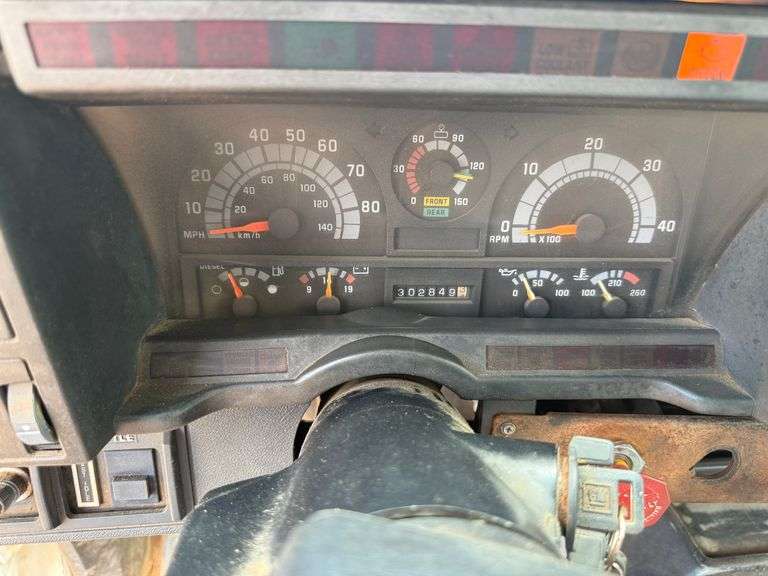 1999 GMC C7500 Tandem-Axle Dump Truck (302,849 Miles)