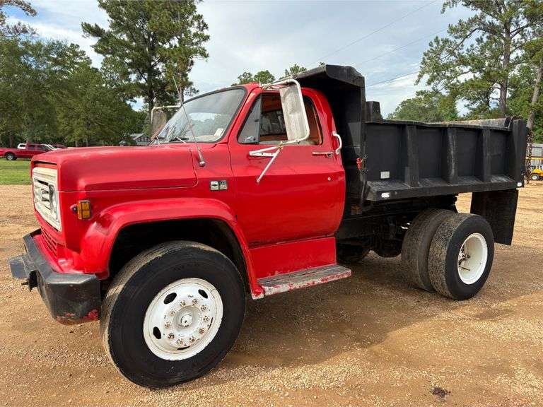 1984 Chevrolet C60 Dump Truck