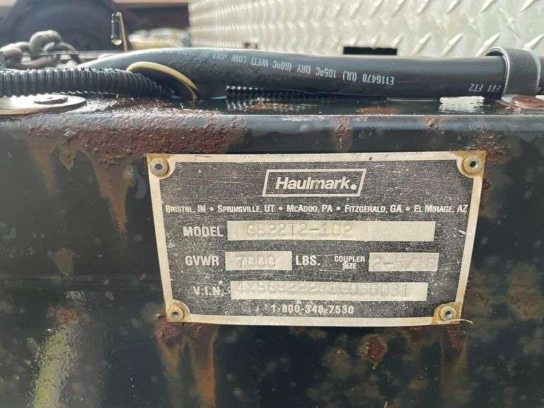 2001 22’ Haulmark Enclosed Tandem Axle Trailer