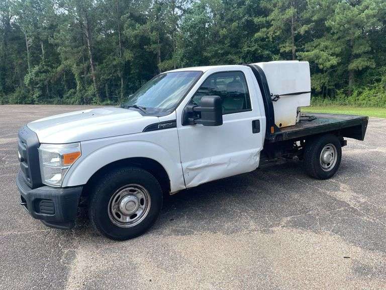 2015 Ford F-350 Super Duty 2 Door Regular Cab Flatbed Truck (169,066 Miles)