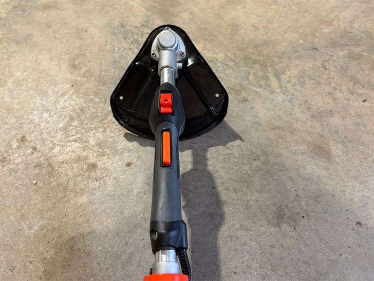 Gas Powered Grinder & Chainsaw