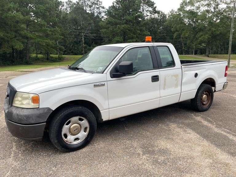 2005 Ford F150 4 Door Extended Cab Pickup Truck