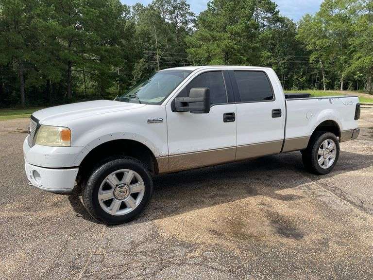 2006 Ford F-150 4 Door Crew Cab 4x4 Pickup Truck (302,583 Miles)