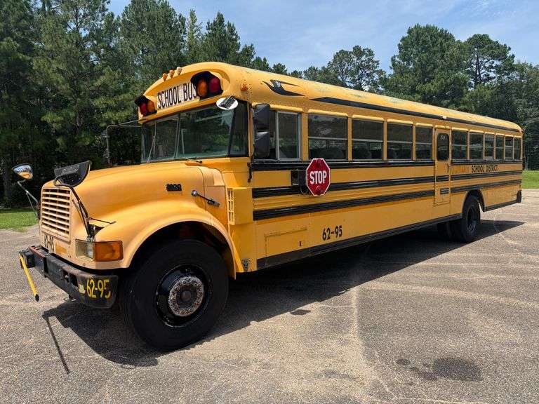 1995 International 3800 Blue Bird 72 Passenger School Bus (189,812 Miles)