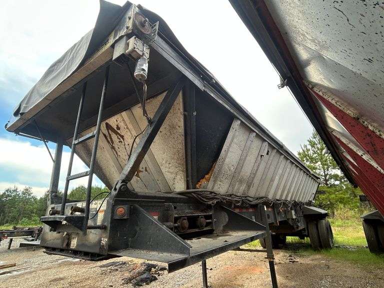 2006 Etnyre T/A Asphalt Belt Trailer