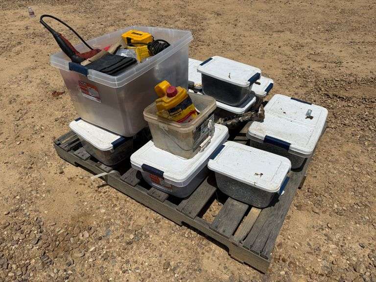 Pallet of Power Tool/Hardware Assortment