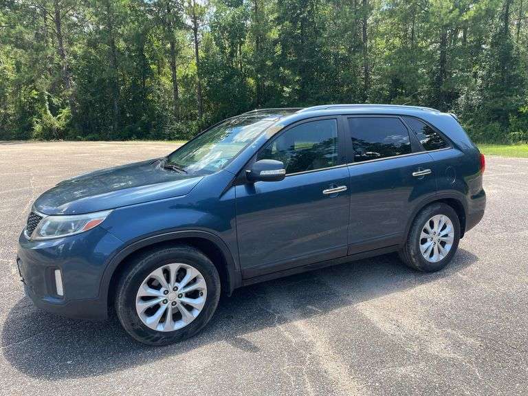 2014 Kia Sorento 4 Door MPV (233,169 Miles)