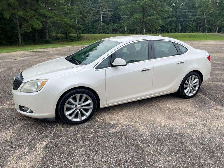 2013 Buick Verano 4 Door Sedan (211,803 Miles)