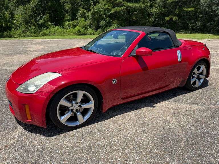 2007 Nissan 350Z Touring RWD 2D Roadster (130,709 Miles)