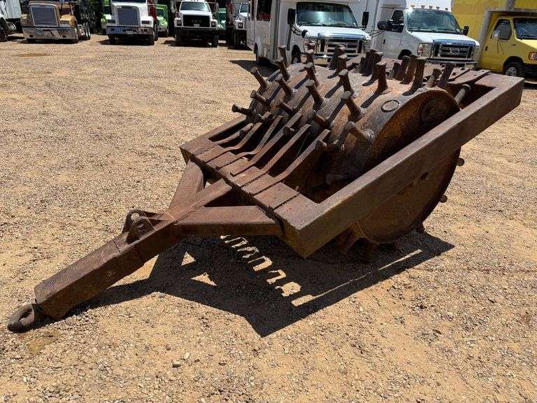 Single Drum Sheeps Foot Attachment
