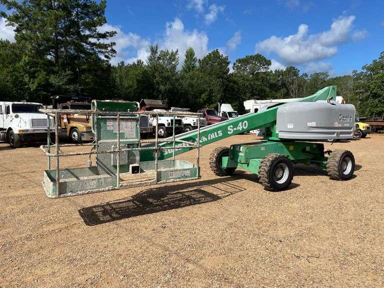 2014 Genie S40 4x4 Diesel Boom Lift (2938 Hours)