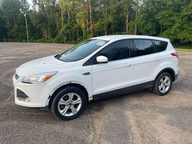 2014 Ford Escape 4 Door  MPV (109,904 Miles)