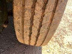 2013 14’ Load Trail Tandem Axle Bumper Pull Dump Trailer