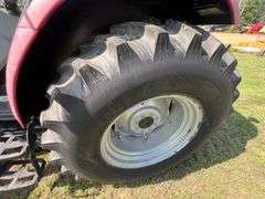 2008 Mahindra 8560 4x4 Tractor w/Front Loader (239 Hours)