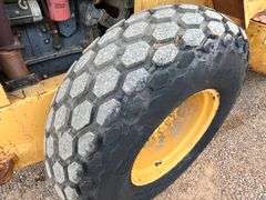 Hypac C830B Vibratory Smooth Drum Roller Compactor