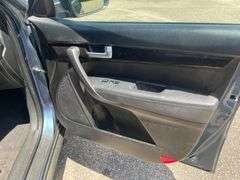 2014 Kia Sorento 4 Door MPV (233,169 Miles)