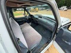 1993 Ford F250 2 Door Single Cab Pickup Truck (107,394 Miles)