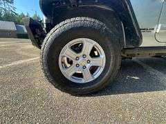2014 Jeep Wrangler Rubicon 4 Door 4x4 Jeep (168,322 Miles)