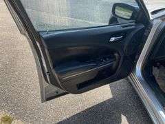 2014 Dodge Charger SE 4 Door Sedan (187,345 Miles)
