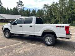 2019 Ford F250 XL 4 Door Crew Cab 4x4 Pickup Truck (201,590 Miles)
