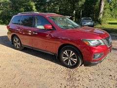 2017 Nissan Pathfinder 4 Door SUV (176,460 Miles)