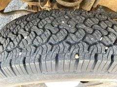 2008 Ford F250 2 Door Regular Cab 4x4 Truck (197,588 Miles)