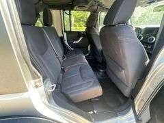 2014 Jeep Wrangler Rubicon 4 Door 4x4 Jeep (168,322 Miles)