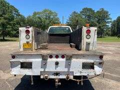 2006 Ford F750 Super Duty 4 Door Crew Cab Utility Body Truck (175,874 Miles)