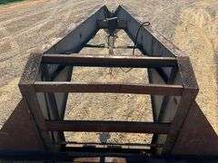 2006 Hefty 24' Gooseneck Tandem Axle Dovetail Trailer
