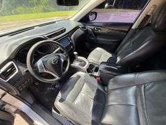 2015 Nissan Rogue SV SUV (239,623 Miles)