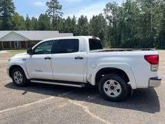 2008 Toyota Tundra SR5 4 Door Crew Cab Pickup Truck (282,087 Miles)