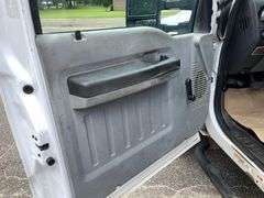 2011 Ford F-450 2 Door Regular Cab Dually Bucket Truck (289,913 Miles)