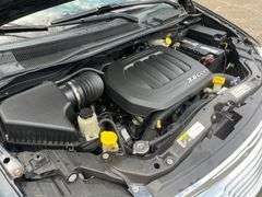 2013 Chrysler Town and Country 4 Door Minivan (157,582 Miles)