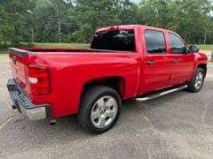 2011 Chevrolet Silverado 1500 Crew Cab Pickup Truck (229,051 Miles)