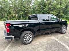 2021 Chevrolet Silverado 1500 Z71 4 Door Crew Cab 4x4 Pickup Truck (153,845 Miles)