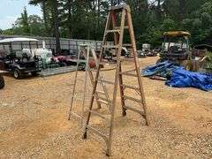 (2) Utility Ladders