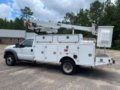 2011 Ford F-450 2 Door Regular Cab Dually Bucket Truck (289,913 Miles)