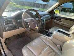 2007 GMC Yukon XL 4 Door SUV (184,310 Miles)